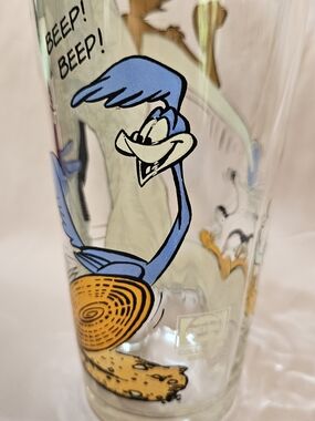 Road Runner Glass with 'Beep! Beep!' Graphic